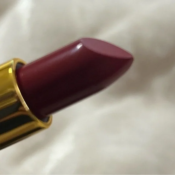 TRUE RED MAC X PEDRO LOURENCO Amplified Creme LE Lipstick MAC - Picture 6 of 11